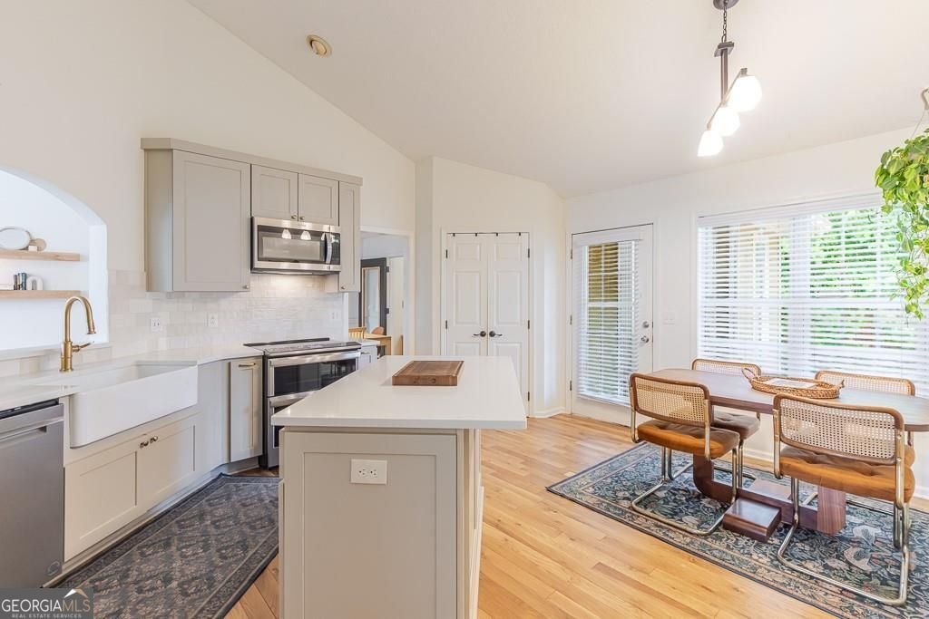 2084 Township Drive Woodstock - Photo 8