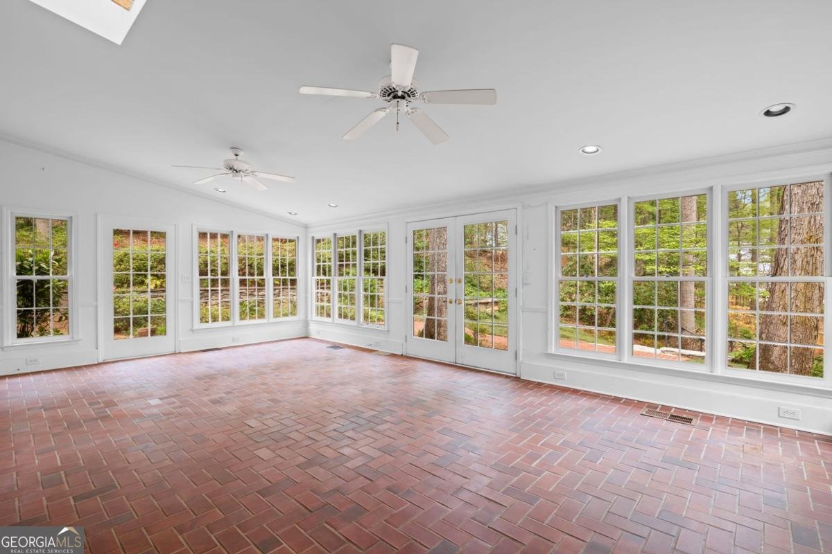 6255 Mountain Brook Lane Atlanta - Photo 20