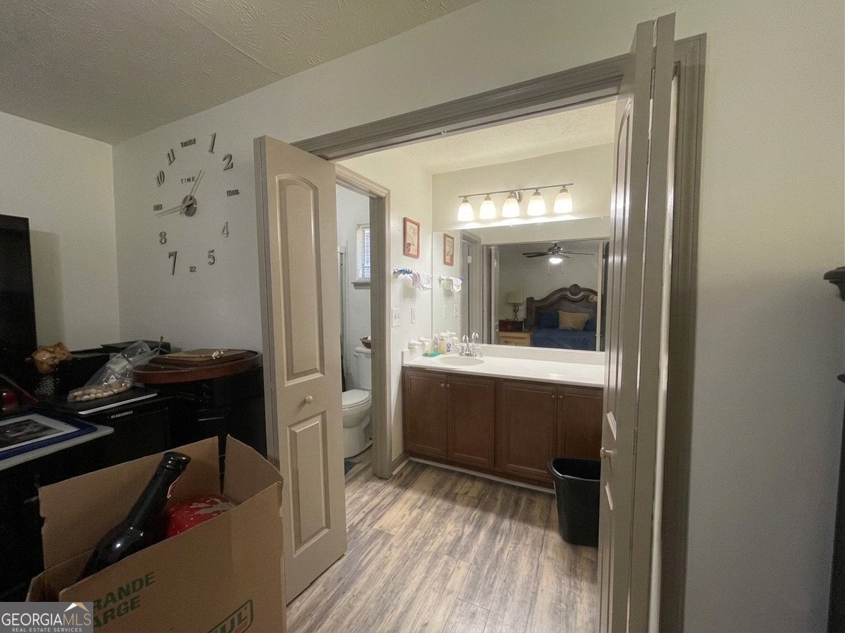 8132 Creekstone Court Riverdale - Photo 9