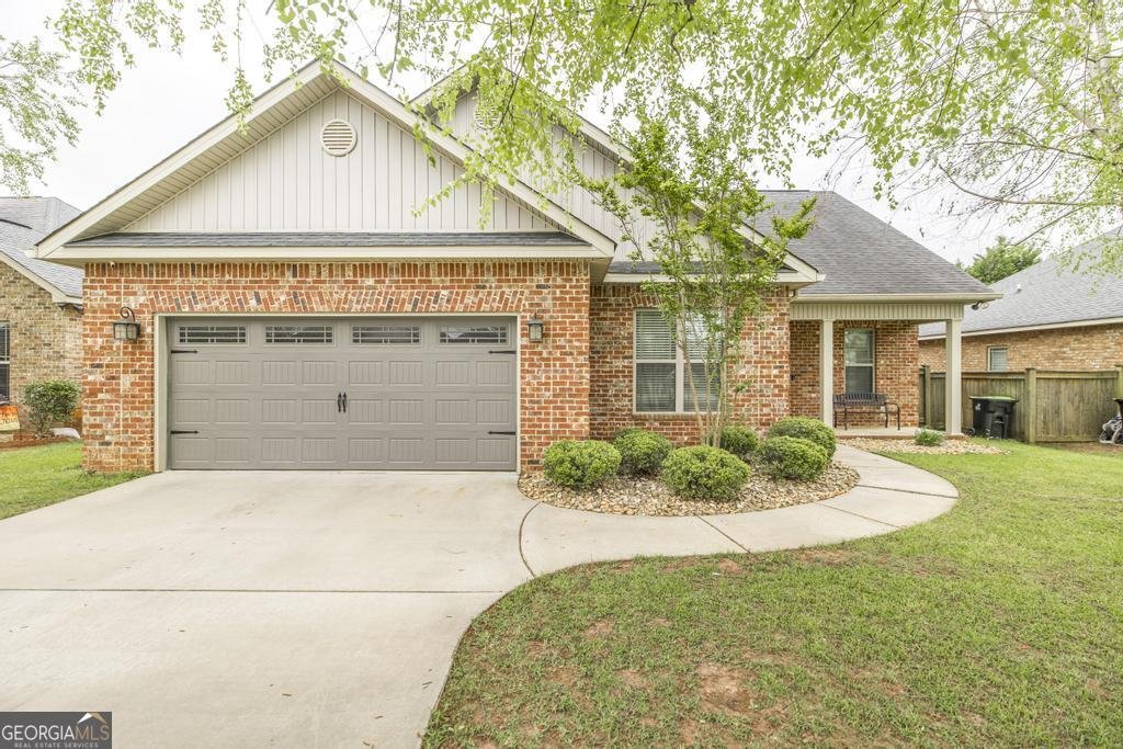 116 Alexis Way Byron - Photo 1