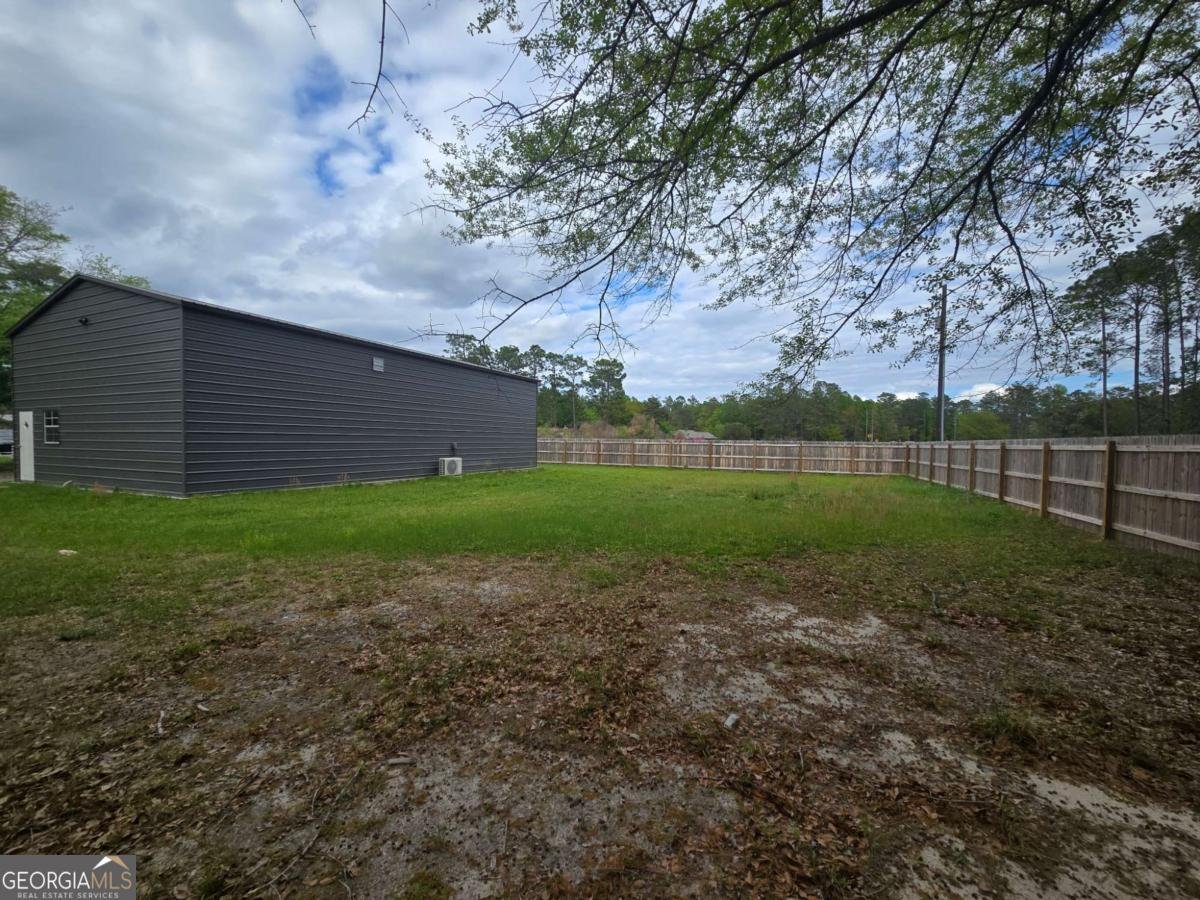 688 Linden Bluff Drive Jesup - Photo 19