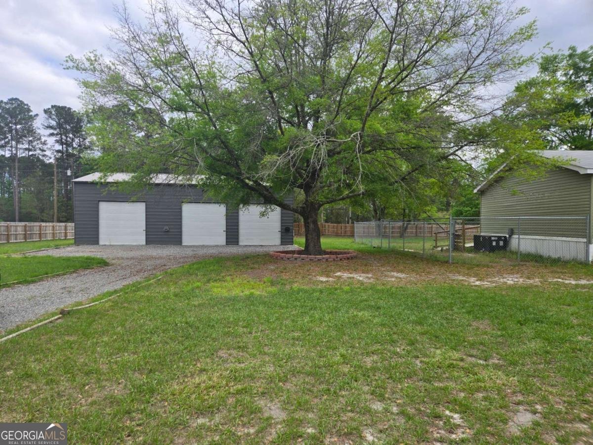 688 Linden Bluff Drive Jesup - Photo 21