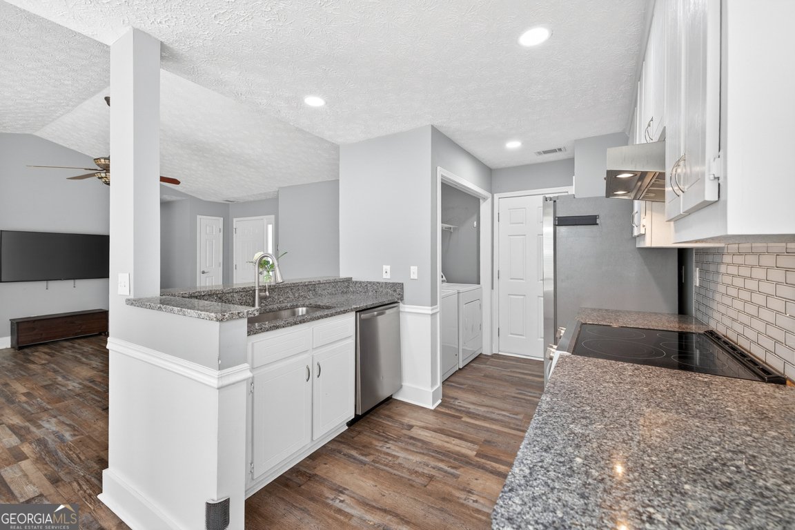 3962 Edgebrook Drive Flowery Branch - Photo 13