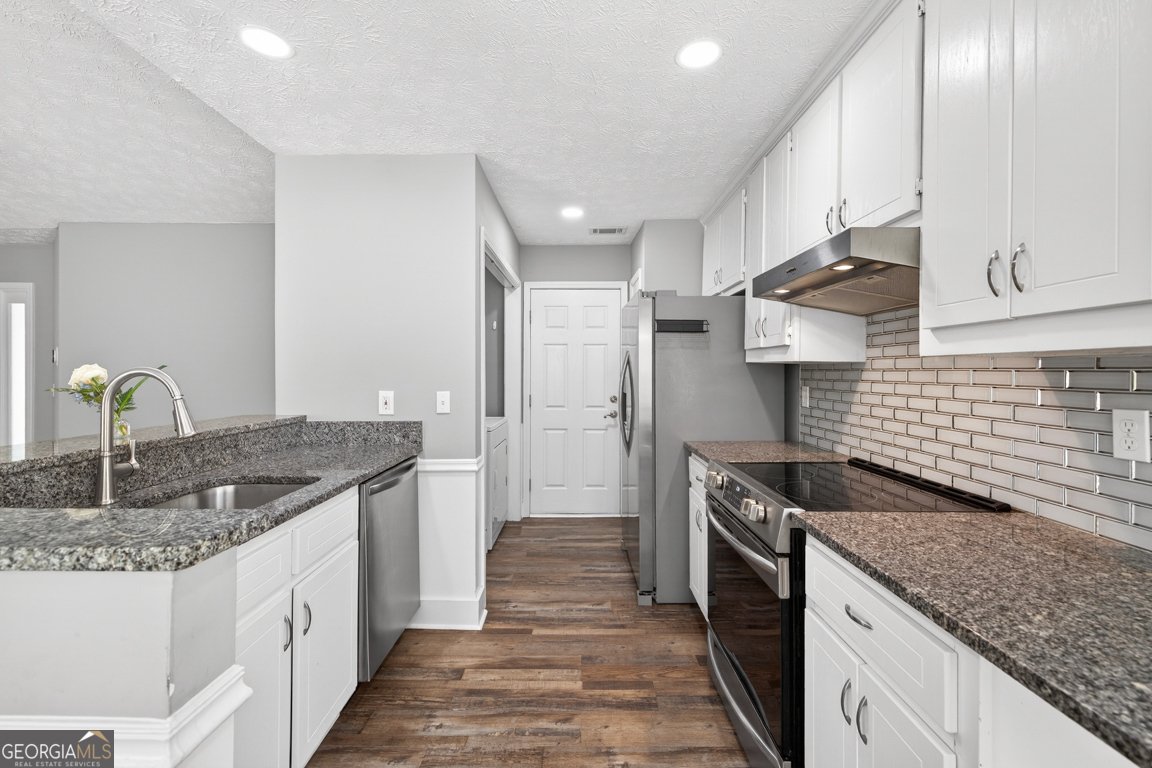 3962 Edgebrook Drive Flowery Branch - Photo 14