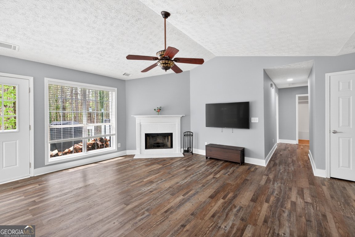 3962 Edgebrook Drive Flowery Branch - Photo 6