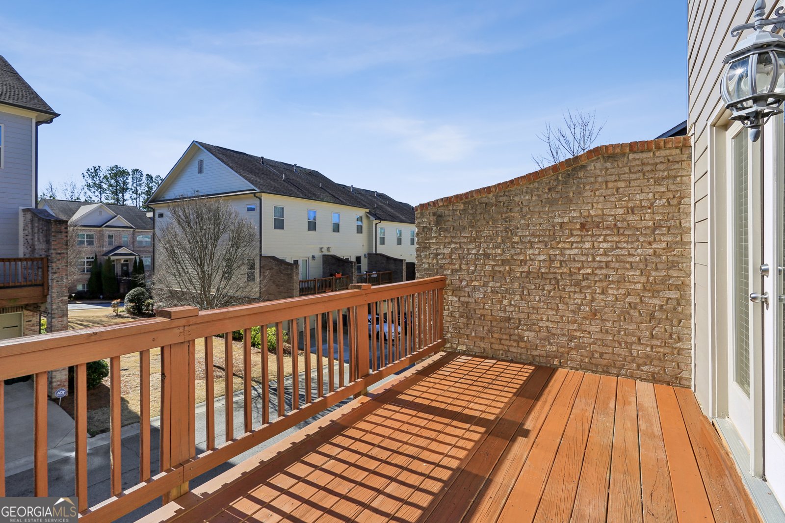 7395 Glisten Avenue Sandy Springs - Photo 18