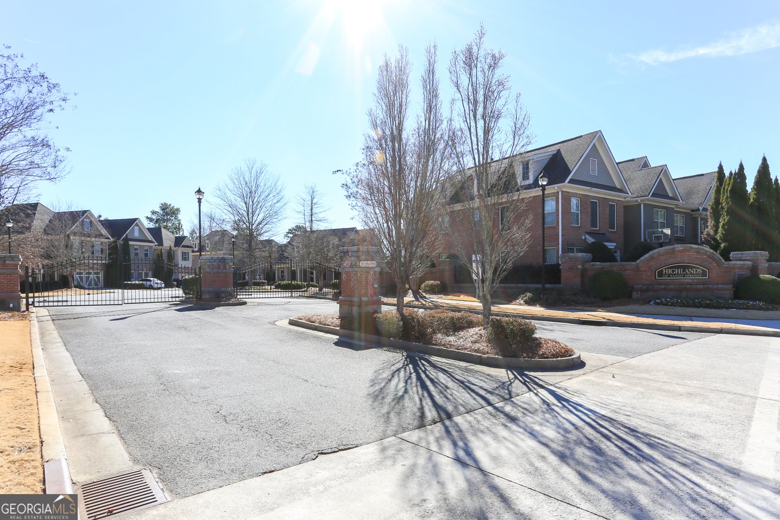 7395 Glisten Avenue Sandy Springs - Photo 24