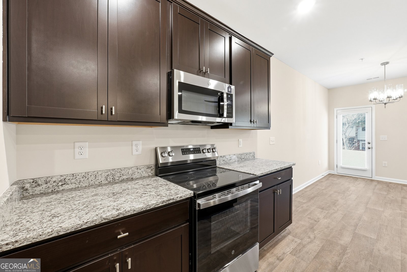 8381 Columbia Court Palmetto - Photo 11