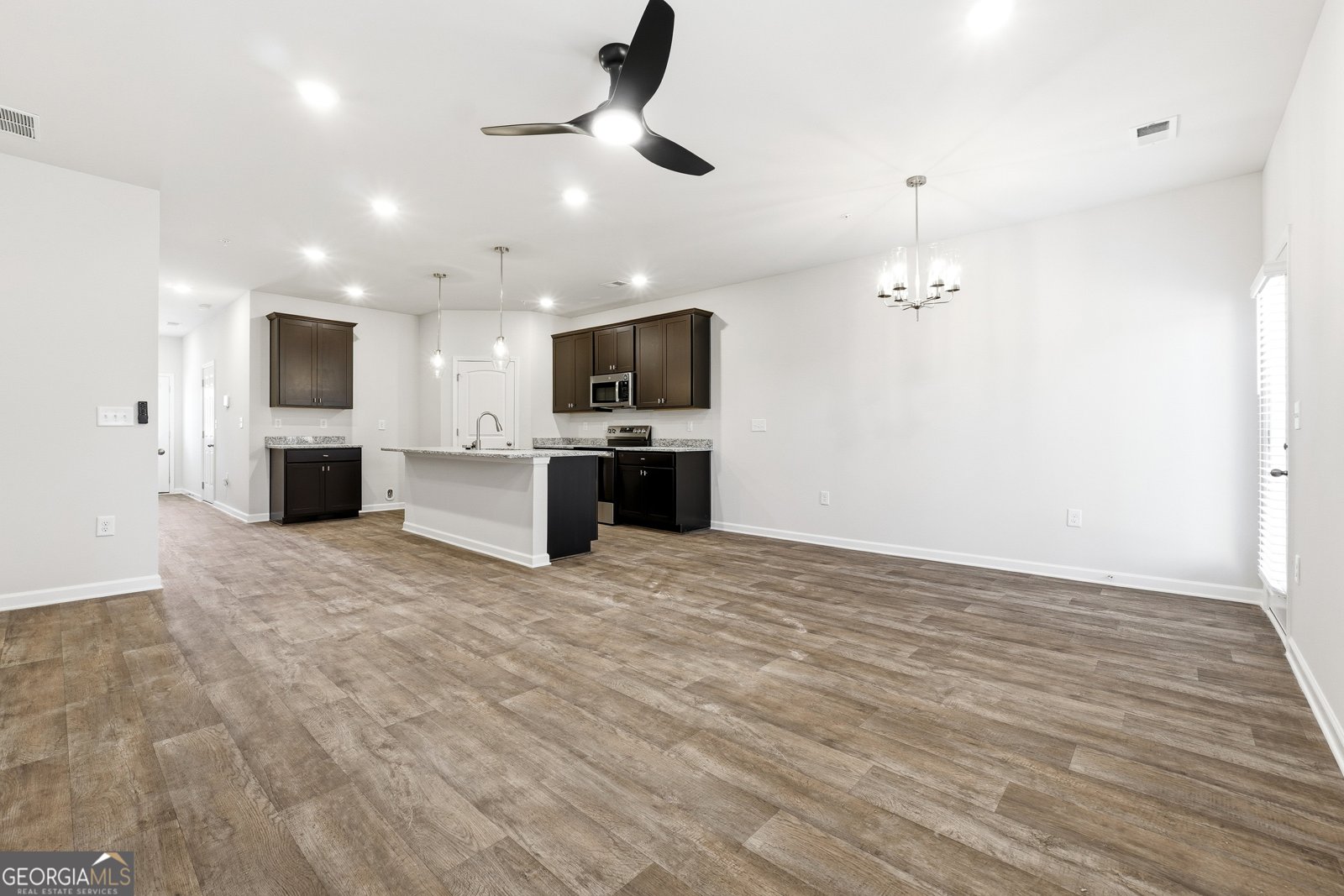 8381 Columbia Court Palmetto - Photo 8