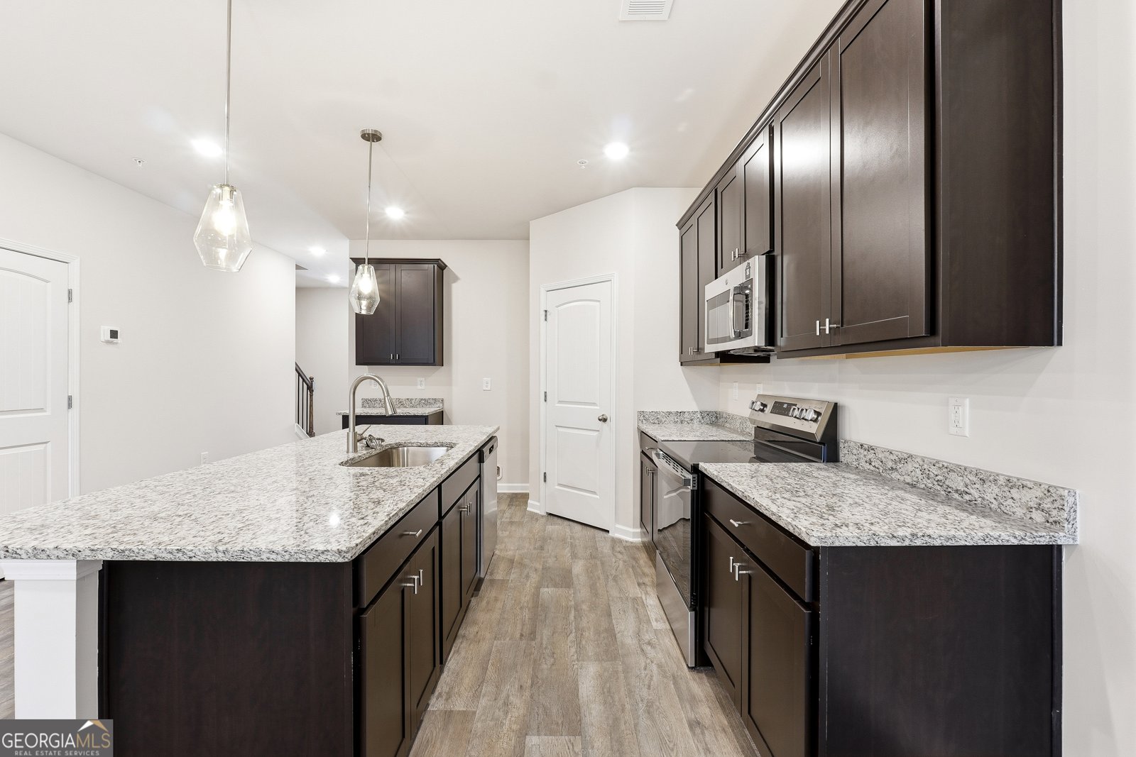 8381 Columbia Court Palmetto - Photo 9