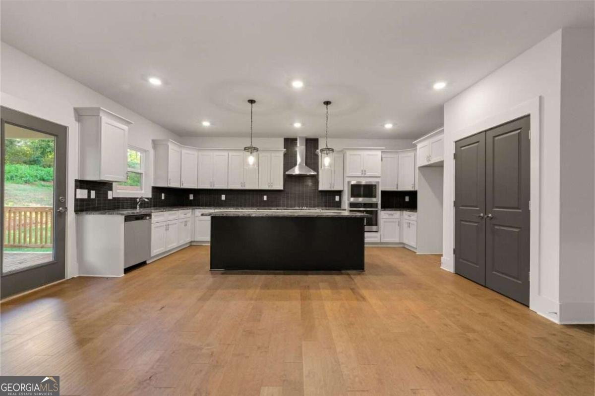 204 Races Road Hoschton - Photo 7