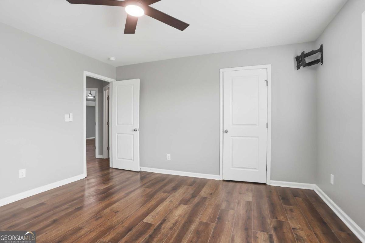 5975 Park Bay Court Flowery Branch - Photo 23