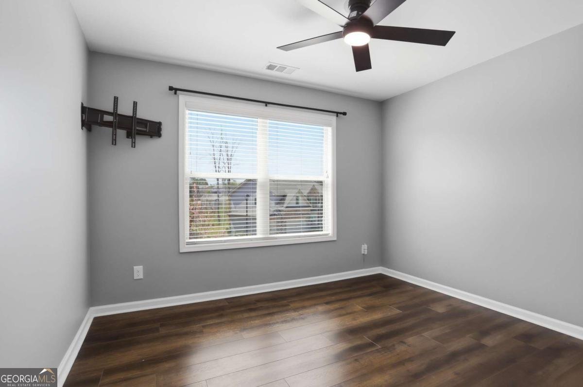 5975 Park Bay Court Flowery Branch - Photo 26