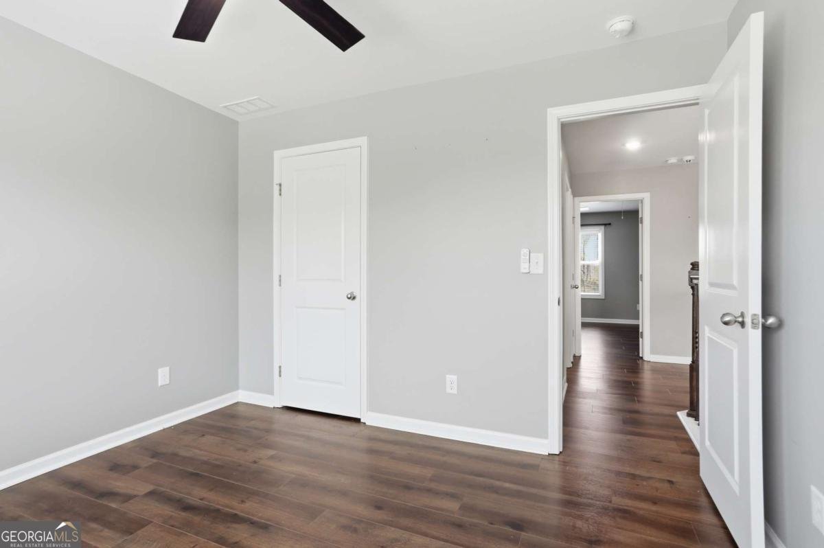 5975 Park Bay Court Flowery Branch - Photo 27