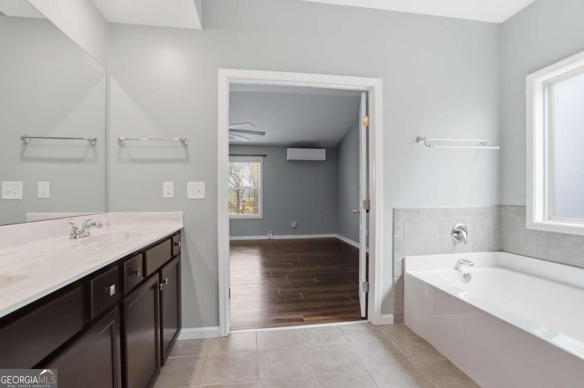 5975 Park Bay Court Flowery Branch - Photo 35