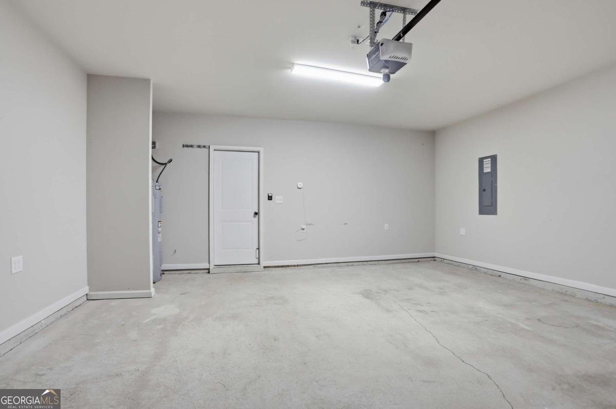 5975 Park Bay Court Flowery Branch - Photo 38