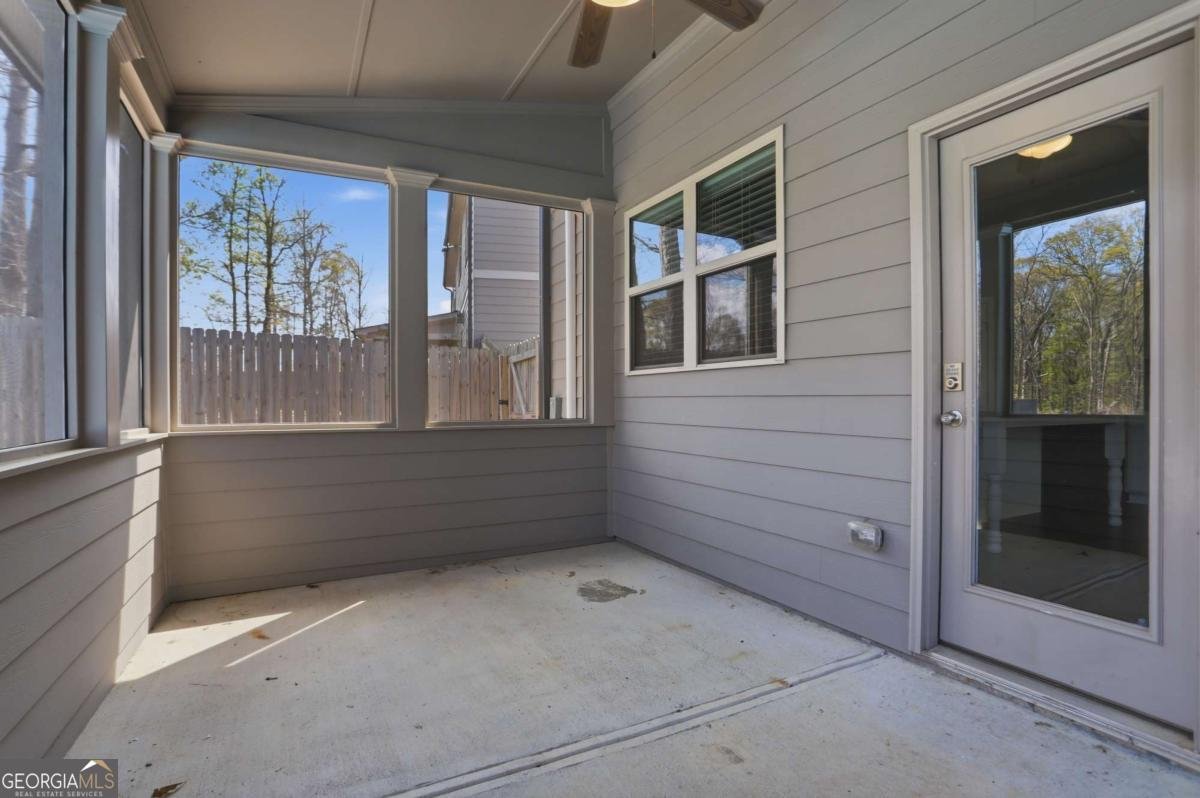 5975 Park Bay Court Flowery Branch - Photo 39