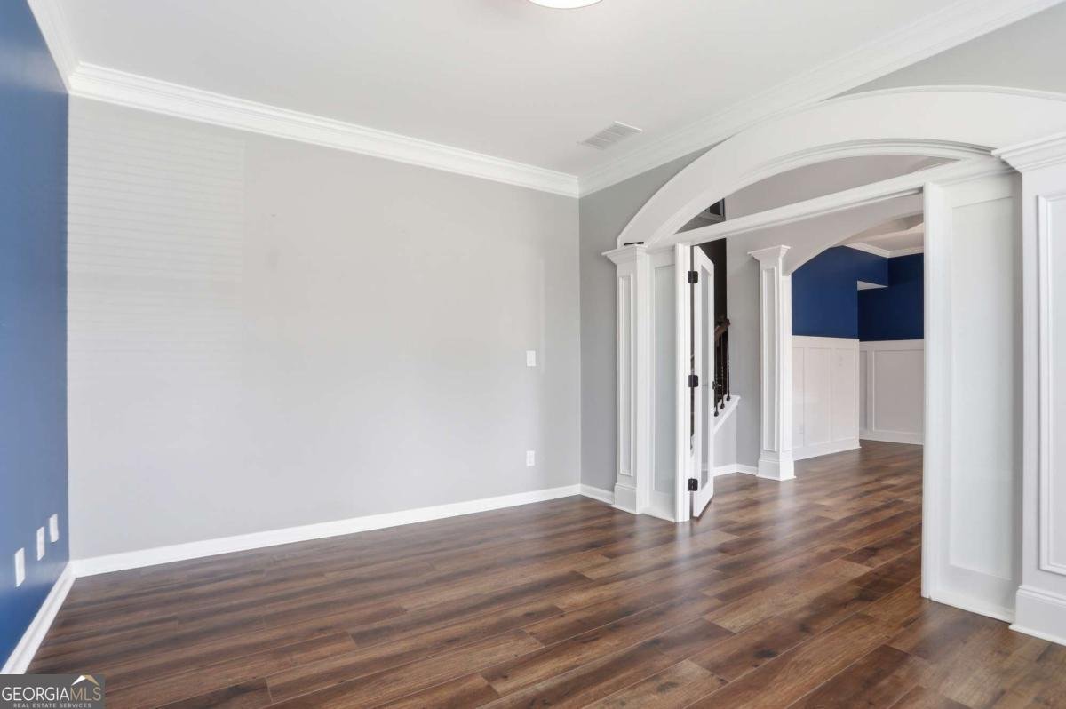 5975 Park Bay Court Flowery Branch - Photo 8