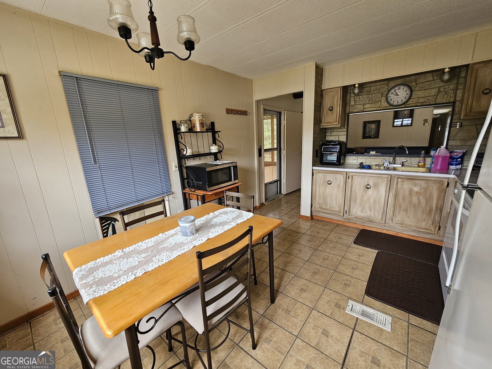 1089 LBK Circle Tignall - Photo 8