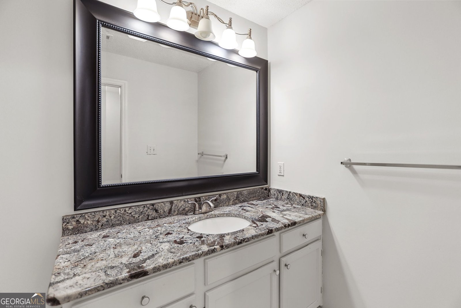 818 Ridgefield Drive Peachtree City - Photo 18