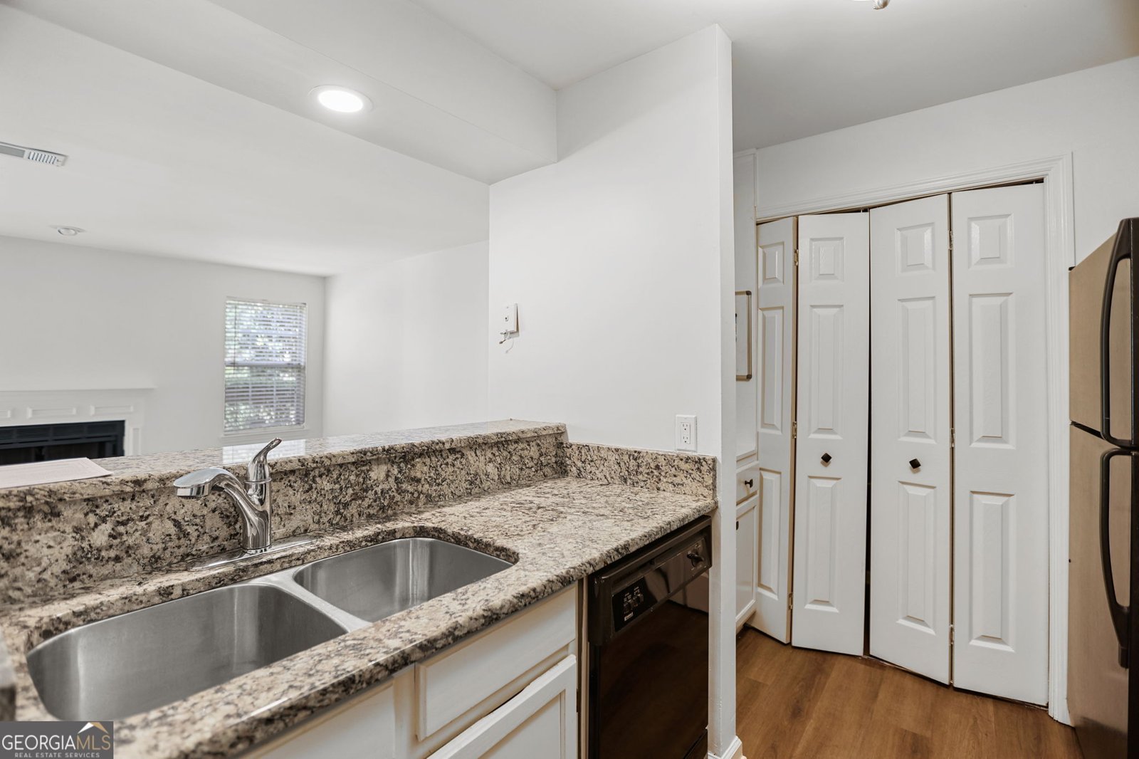 818 Ridgefield Drive Peachtree City - Photo 8