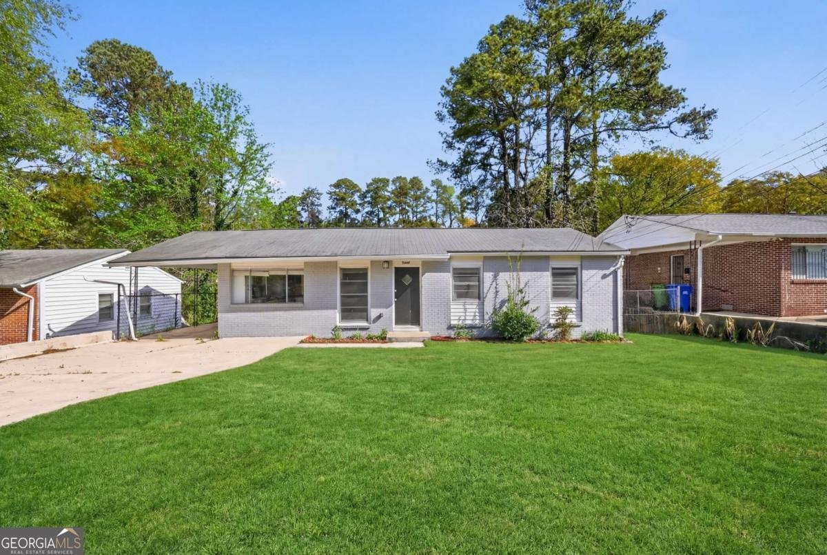 2649 Santa Barbara Drive Atlanta - Photo 1