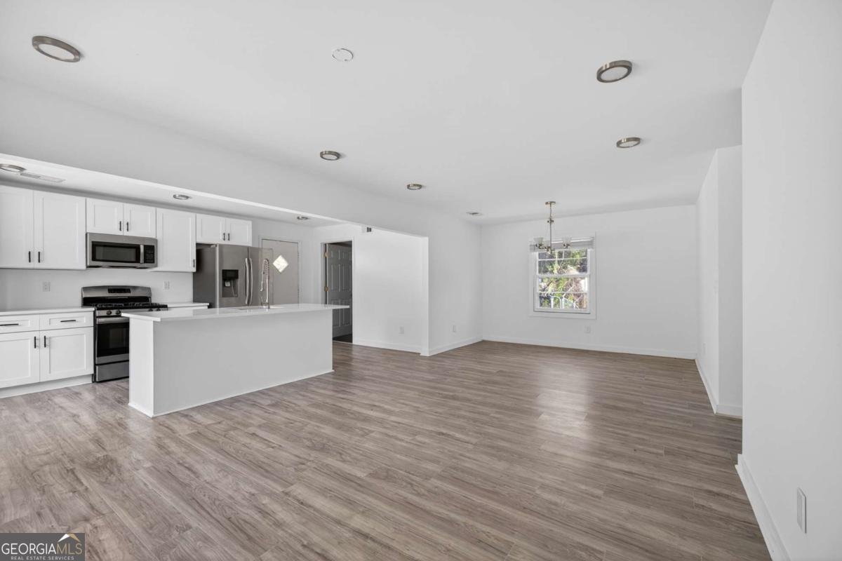 2649 Santa Barbara Drive Atlanta - Photo 10