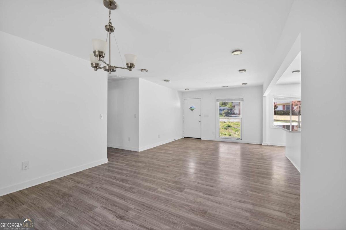 2649 Santa Barbara Drive Atlanta - Photo 11