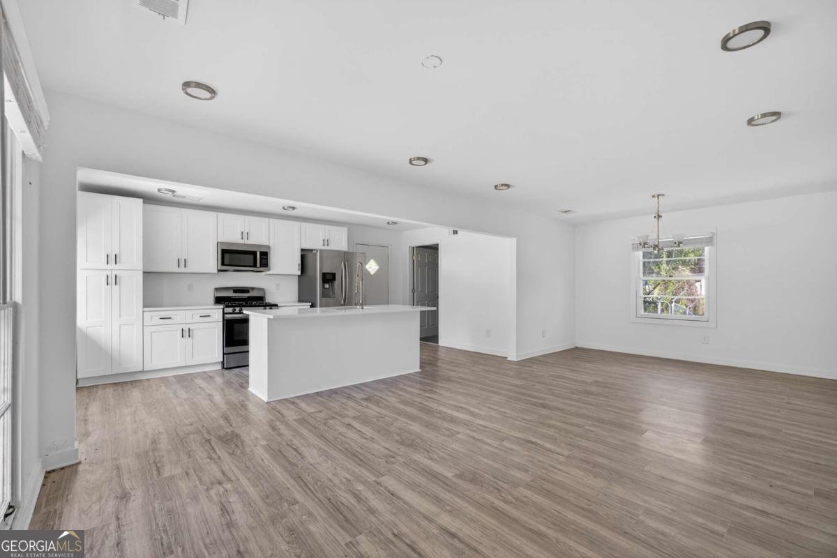 2649 Santa Barbara Drive Atlanta - Photo 12