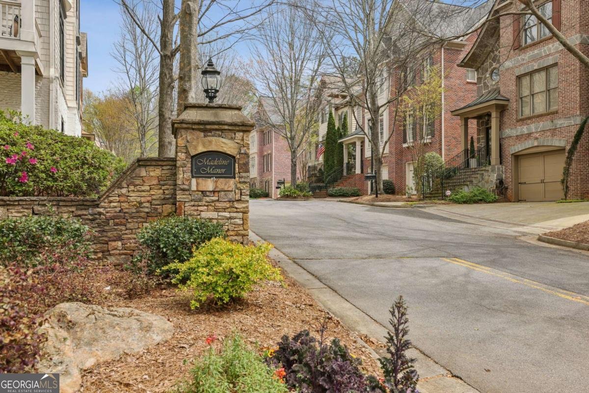 1017 Madeline Lane Atlanta - Photo 36