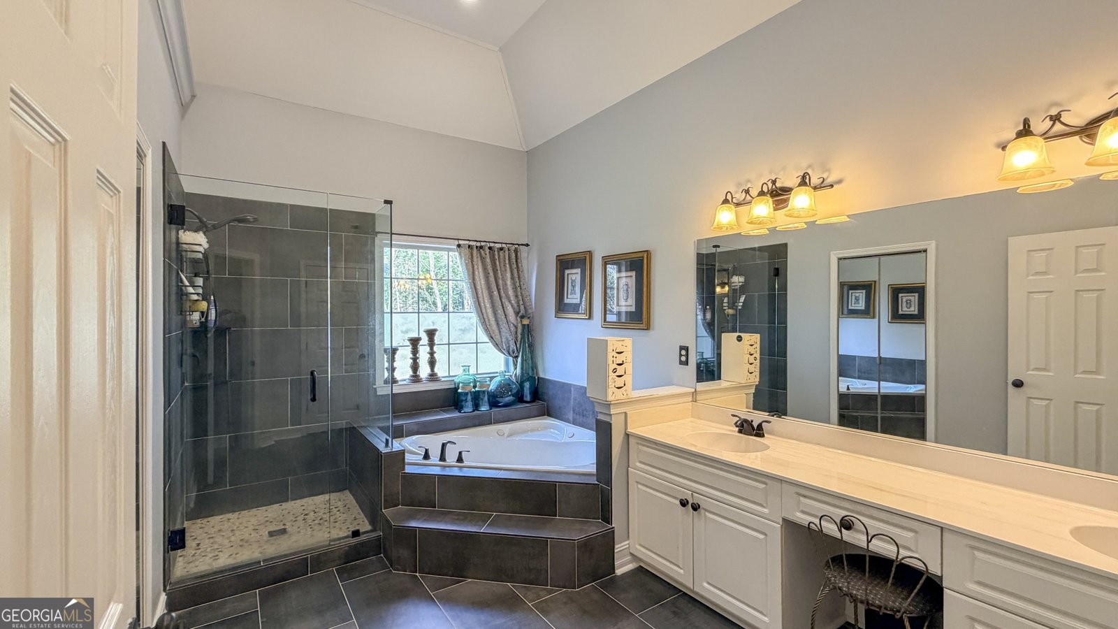 149 Crown Glen Way Stockbridge - Photo 18