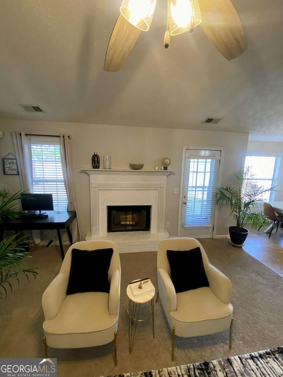 188 Waters Edge Drive Locust Grove - Photo 7