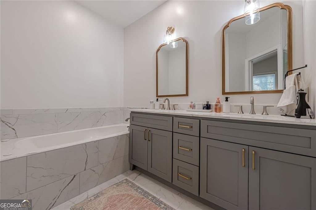 5285 Kershaw Court Atlanta - Photo 6