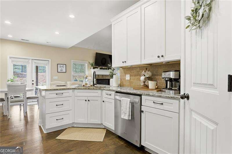 266 Cobblestone Trail Dallas - Photo 7