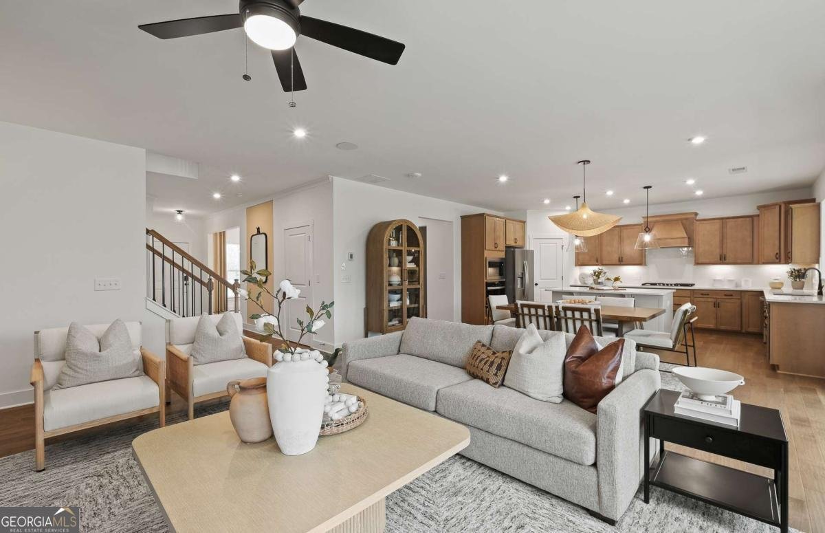 7124 Maple Brook Lane Flowery Branch - Photo 9