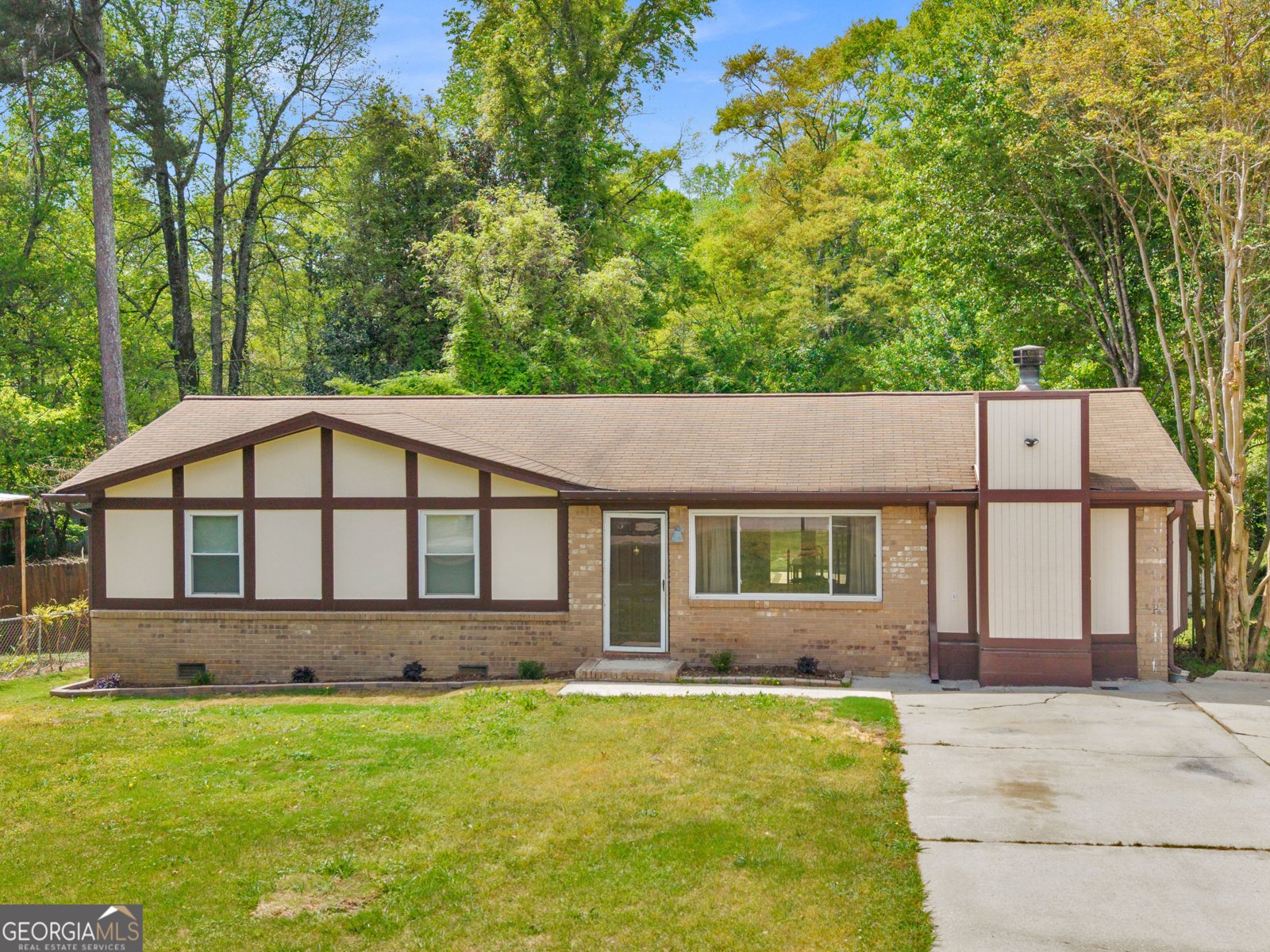 10 Glenn Burnie Drive Stockbridge - Photo 1