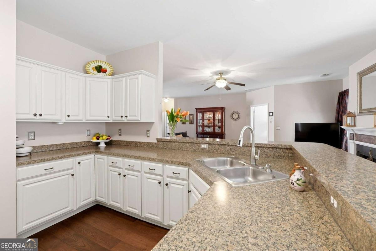 563 Sawnee Corners Drive Cumming - Photo 15