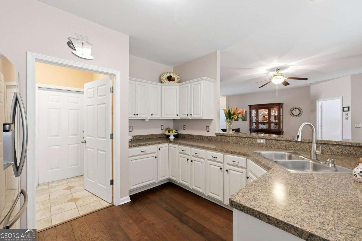 563 Sawnee Corners Drive Cumming - Photo 16