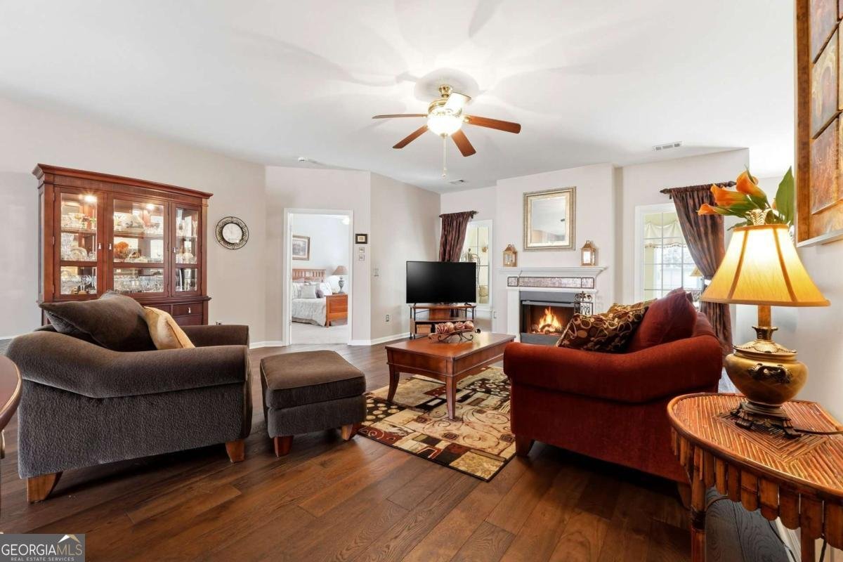 563 Sawnee Corners Drive Cumming - Photo 6