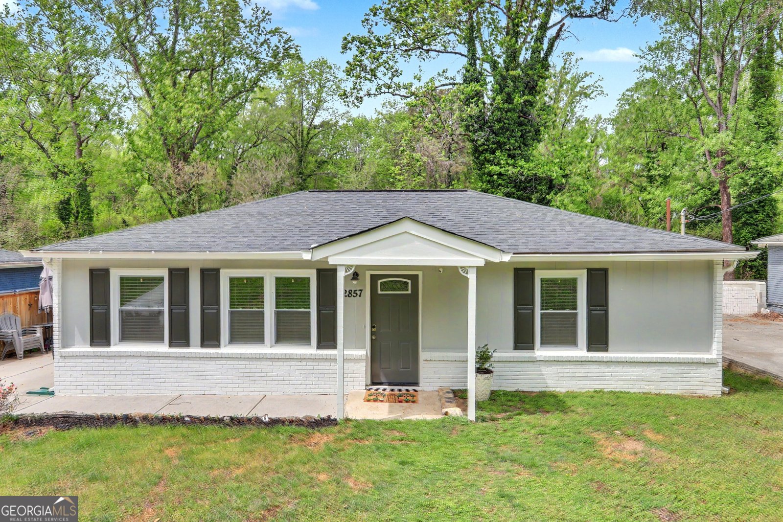 2857 Diana Drive Atlanta - Photo 1