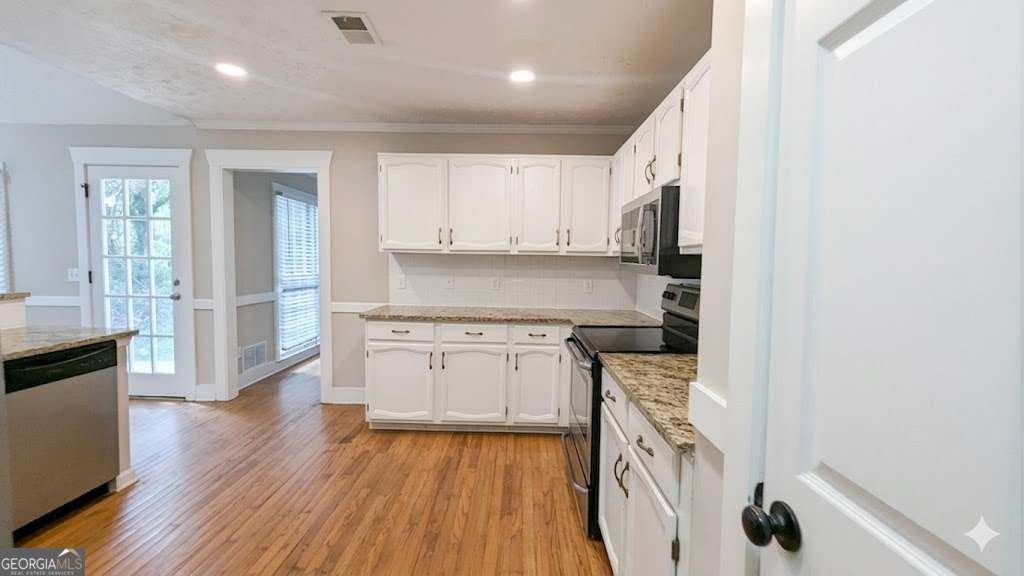 500 Clear Lake Lane Suwanee - Photo 14