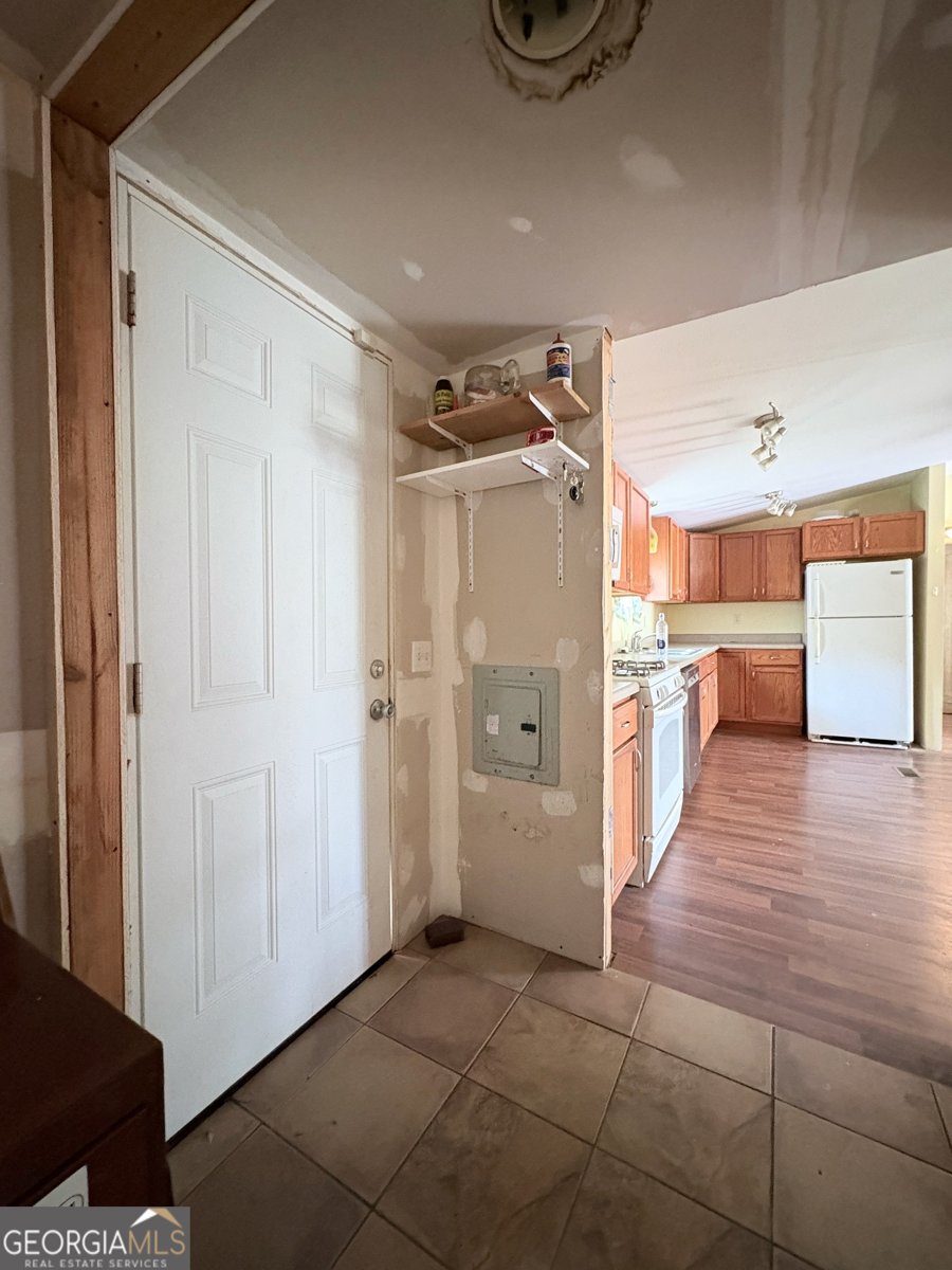 346 Quail Run Road Roberta - Photo 9