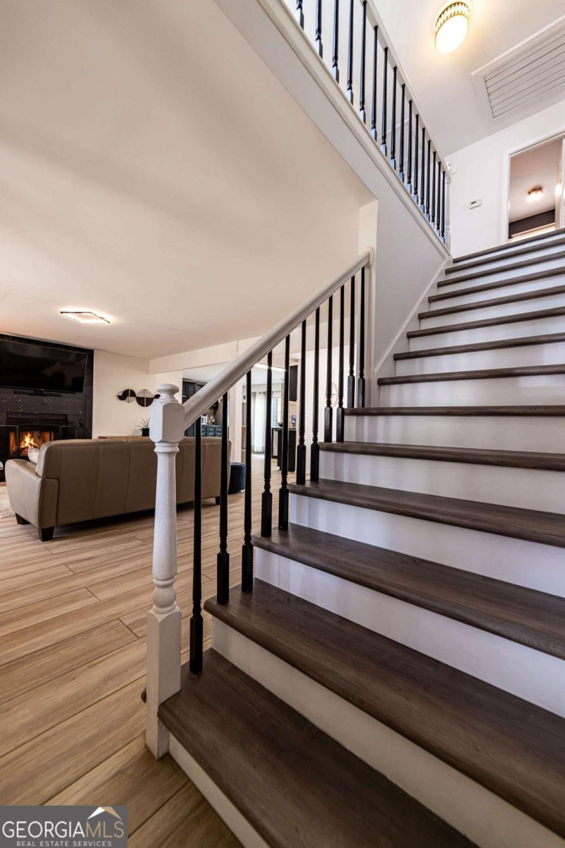 3064 Superior Drive Dacula - Photo 7