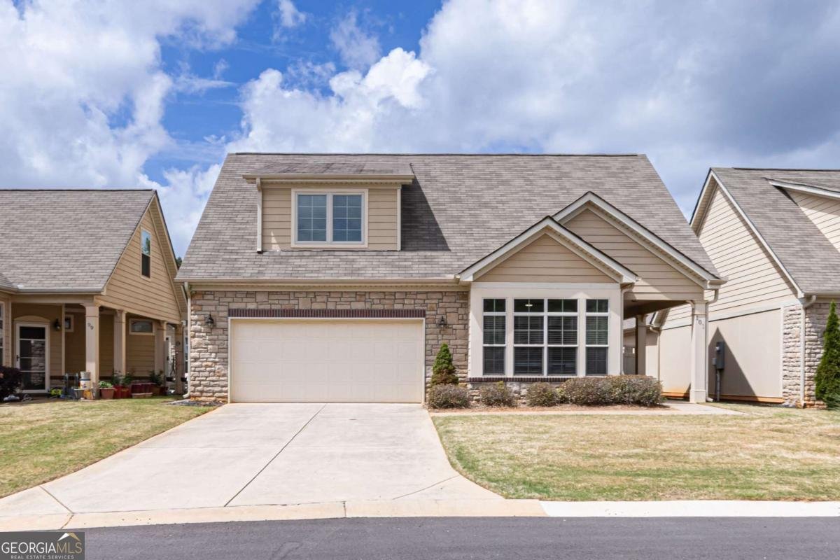 101 Saxton Lane Mcdonough - Photo 1