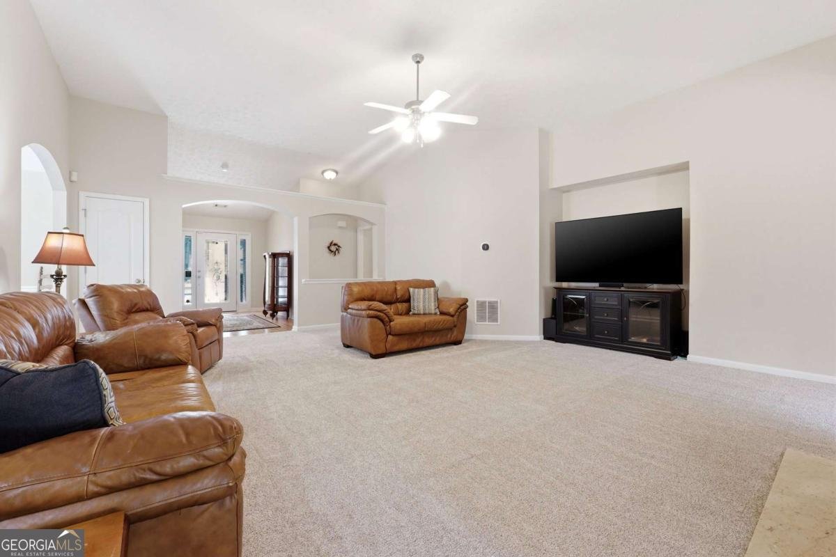 1265 Creek Pointe Circle Lawrenceville - Photo 9