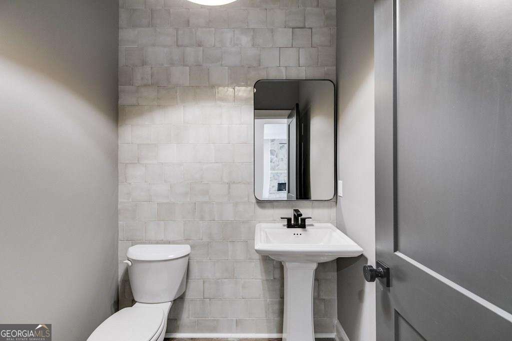 728 Lake Circle Road Buchanan - Photo 33