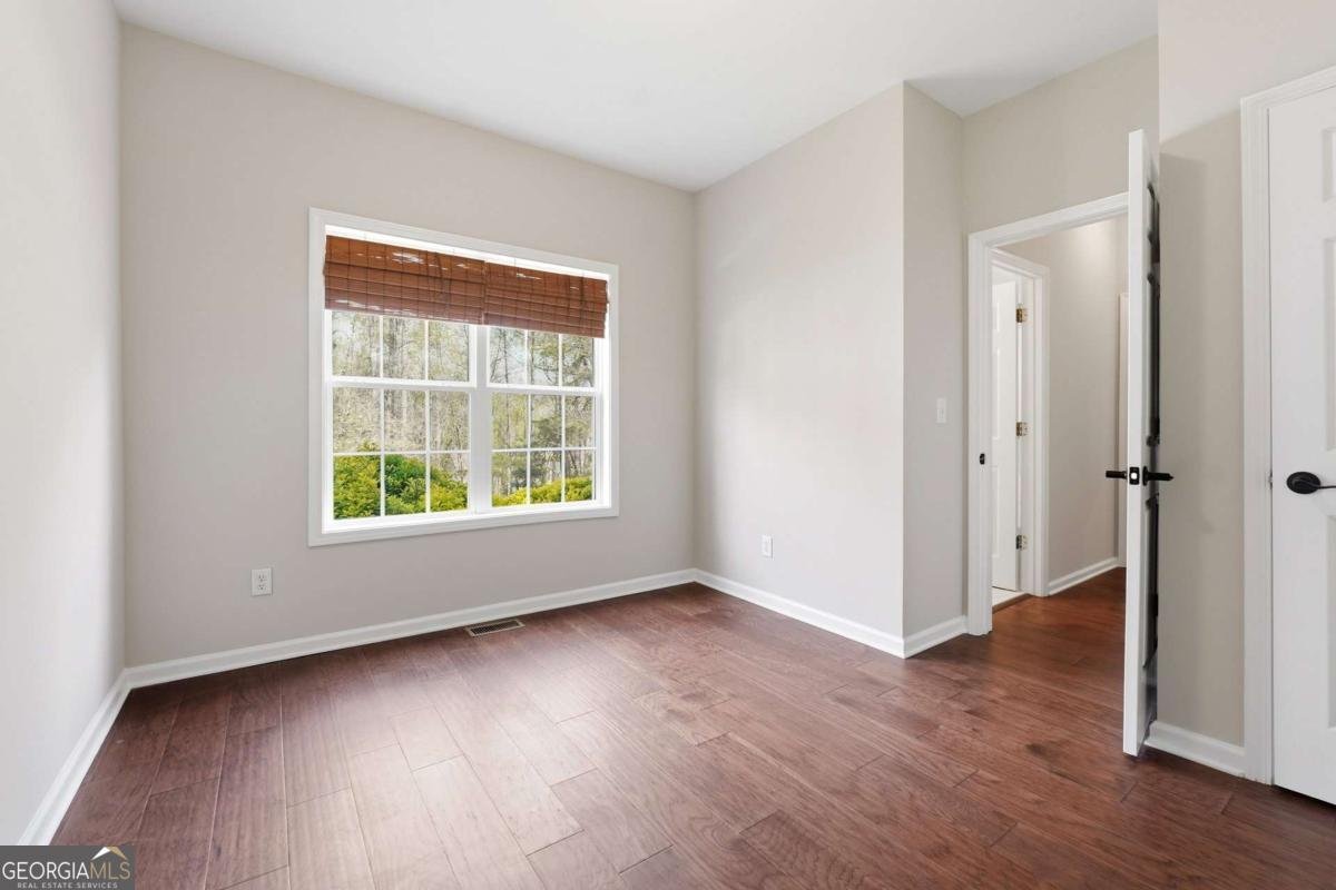 2328 Coinsborough Way Buford - Photo 17