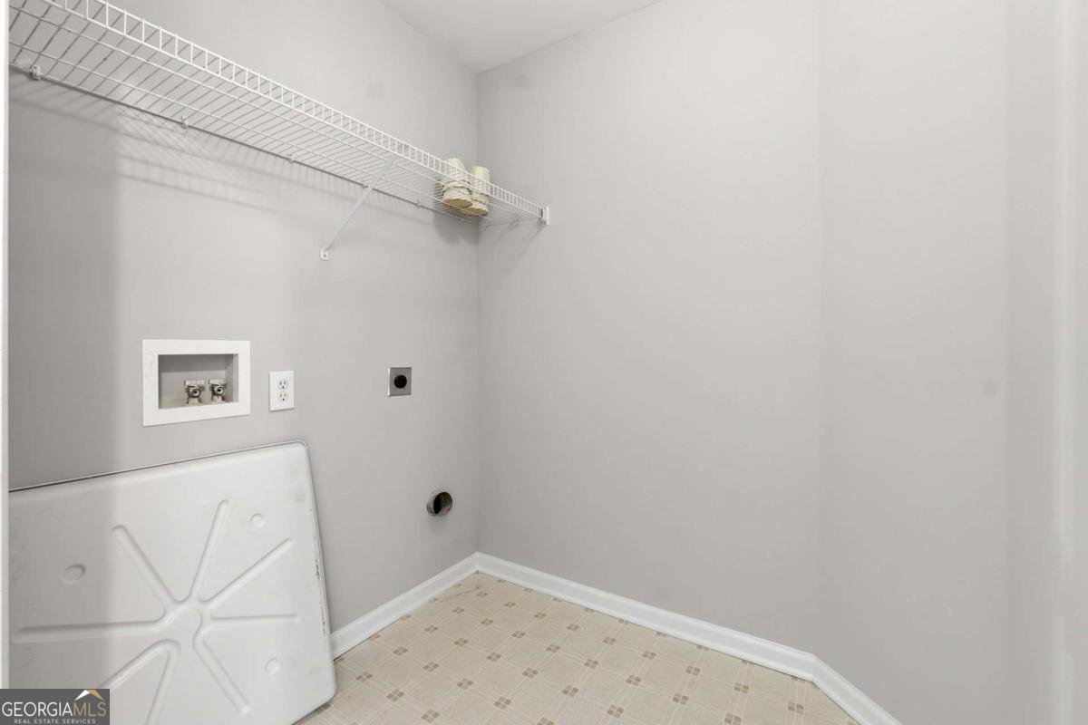 2328 Coinsborough Way Buford - Photo 29