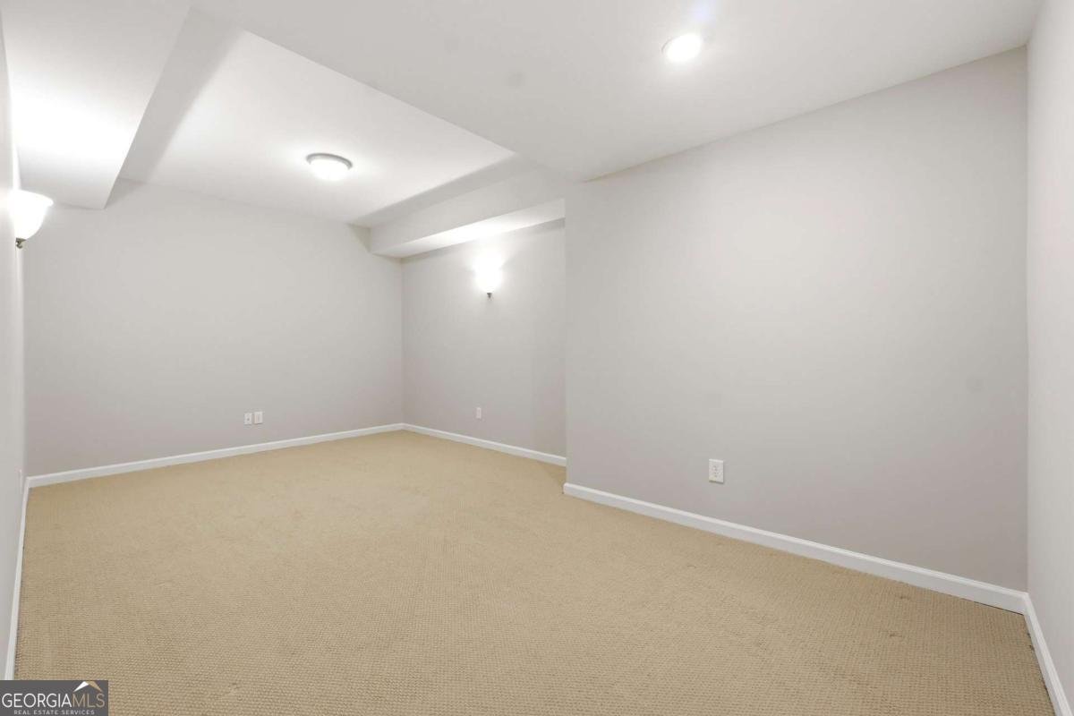 2328 Coinsborough Way Buford - Photo 36