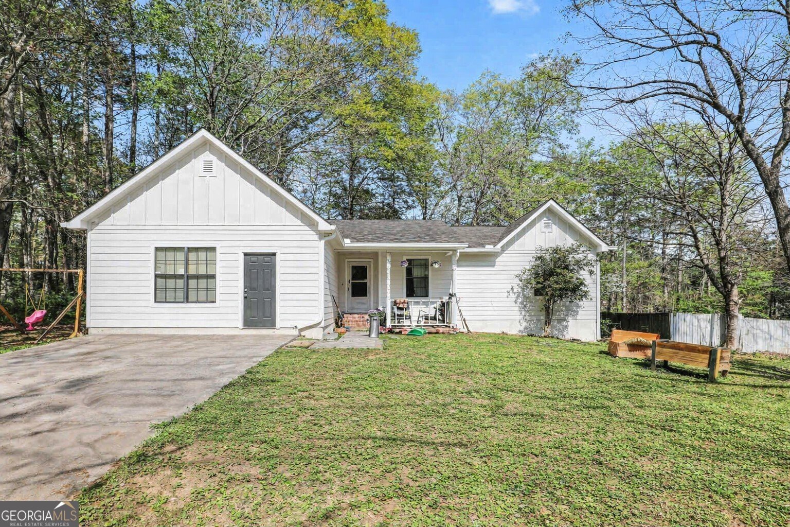 73 Woodland Trace Stockbridge - Photo 1